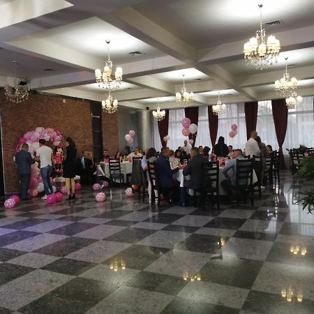 Hotel Unirea Focşani Buitenkant foto