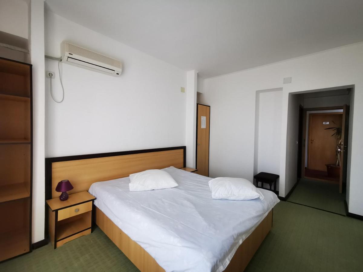 Hotel Unirea Focşani Buitenkant foto