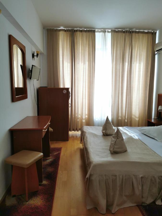 Hotel Unirea Focşani Buitenkant foto